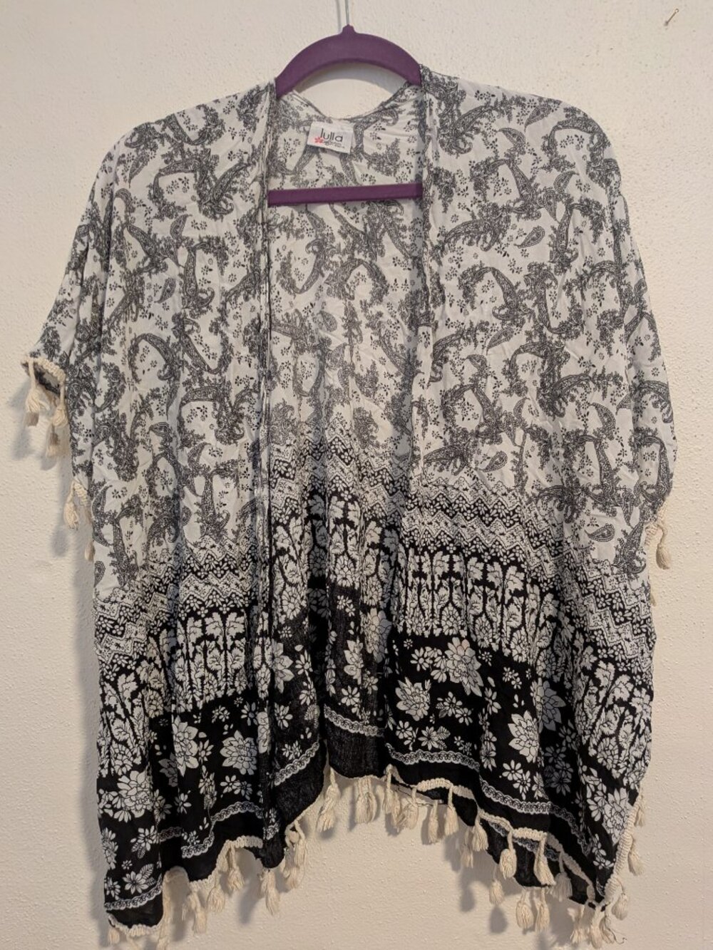 Lulla beach cover up in black and white